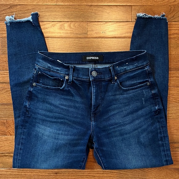 Express Denim - Womens Express Mid Rise Raw Hem Ankle Jeggings Size 6